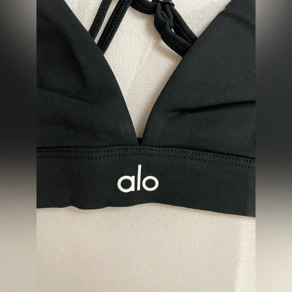 NWT Alo Splendor Bra in Black Adjustable Straps Size M